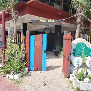 Near Gasthuis Bacalar